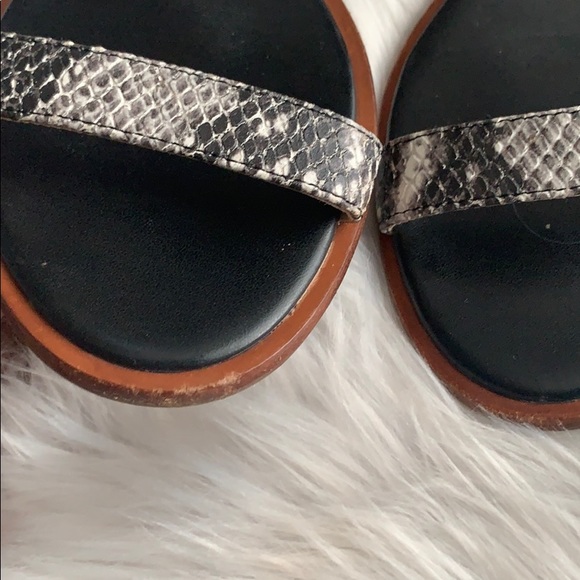 Banana Republic snakeskin flats - Picture 8 of 8